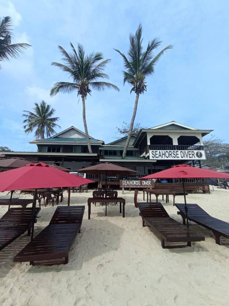 Seahorse Diver Guesthouse Kampong Pasir Panjang  Luaran gambar