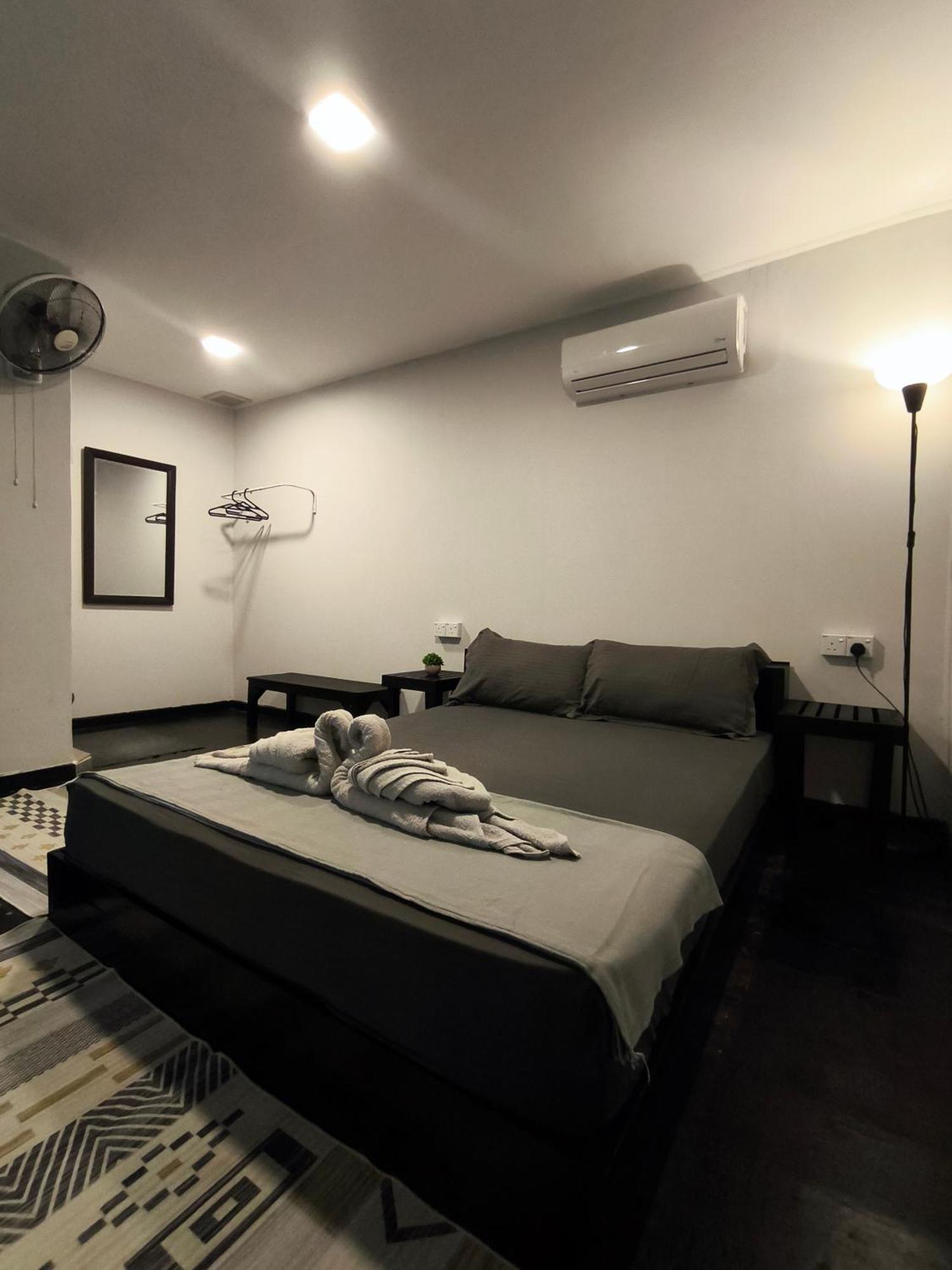 Seahorse Diver Guesthouse Kampong Pasir Panjang  Luaran gambar